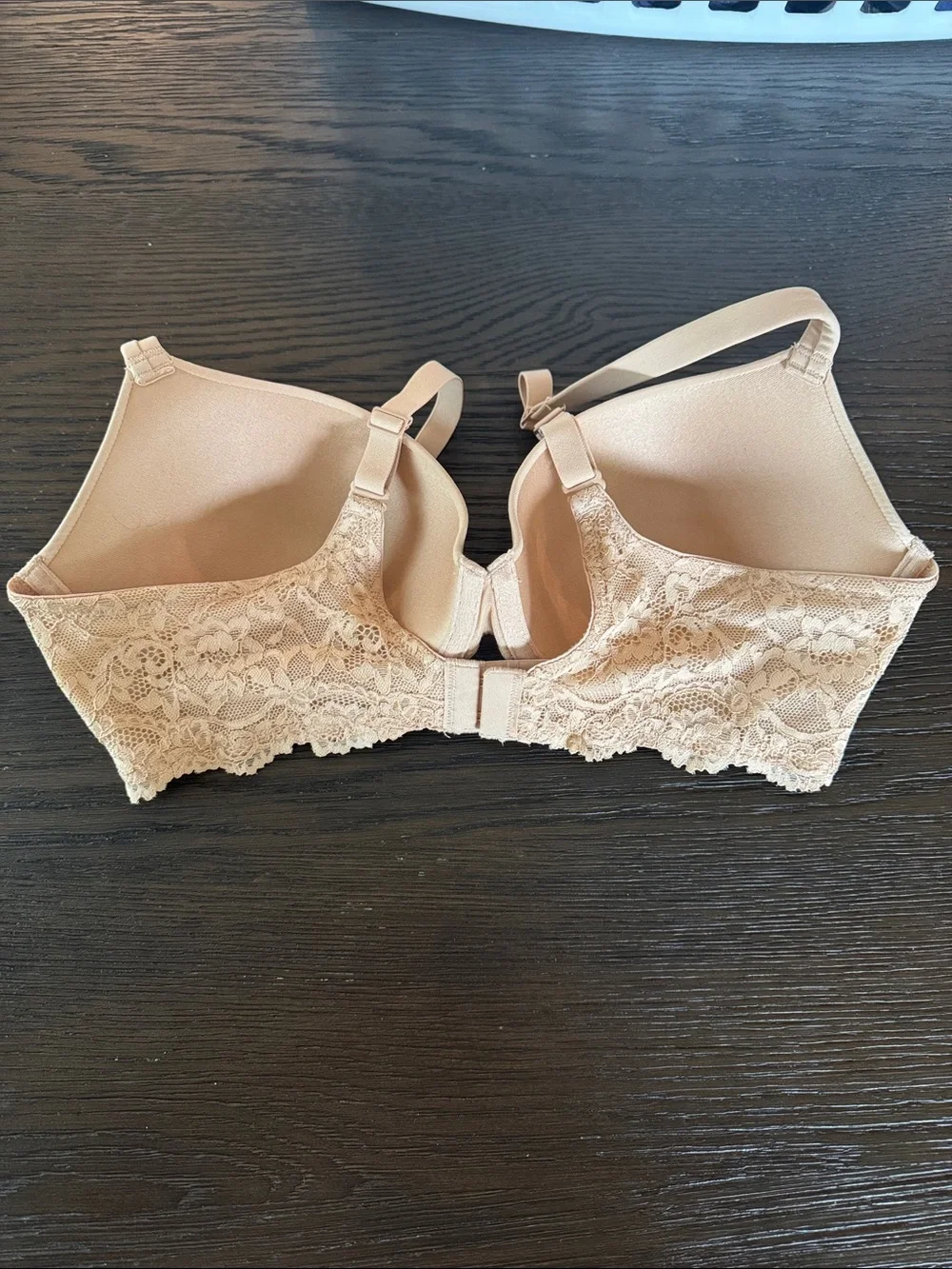 SKIMS Fits Everybody Lace T-Shirt Bra, 36D, Clay - Picture 4 of 7